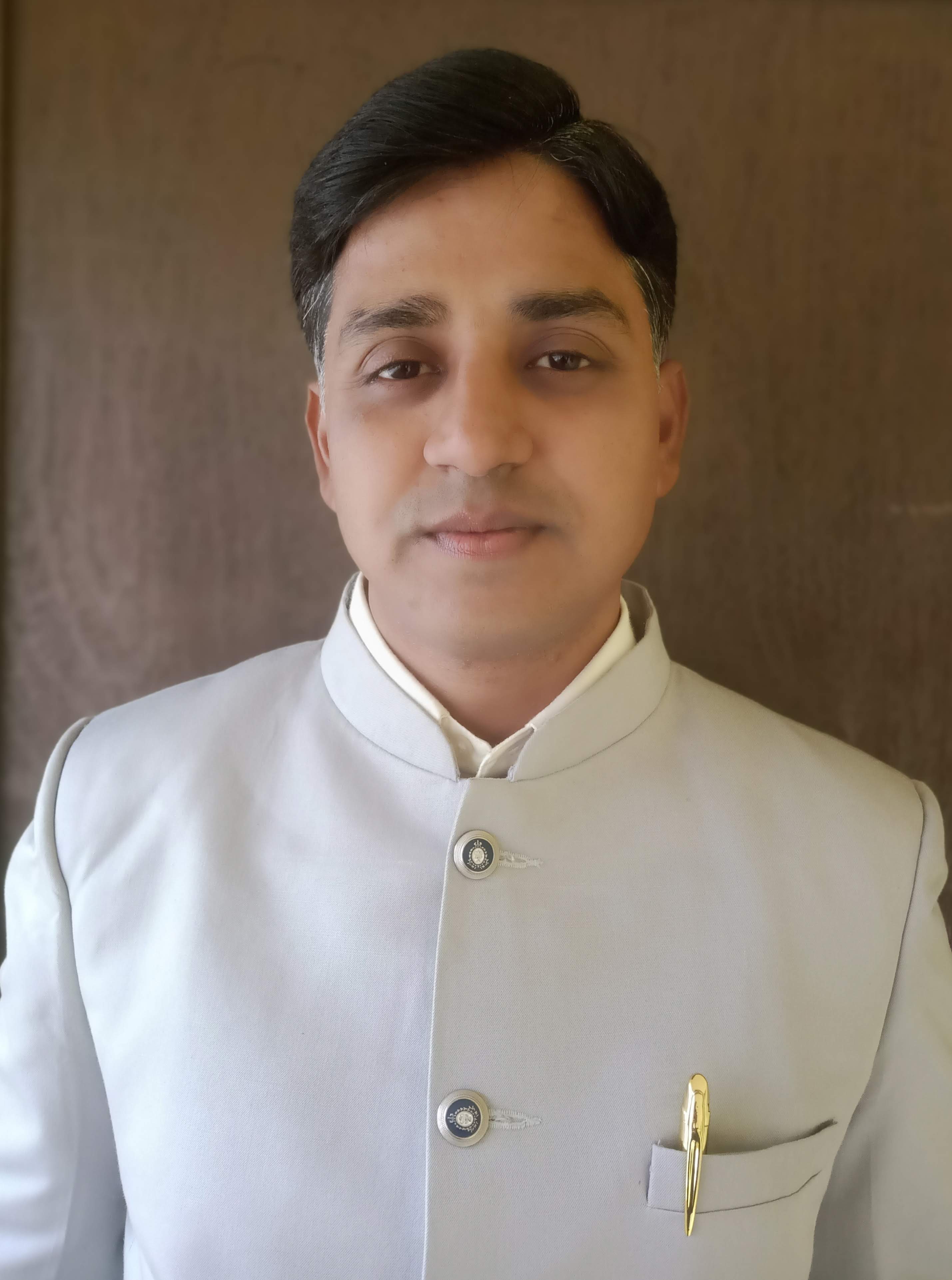 Dr. Abhishek Thakur